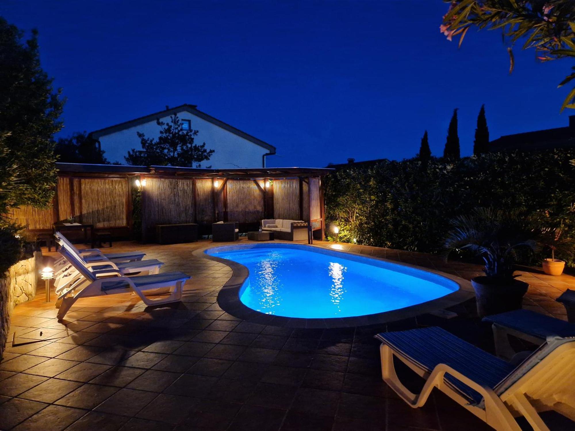 Apartments Villa Temer Pinezići Zewnętrze zdjęcie