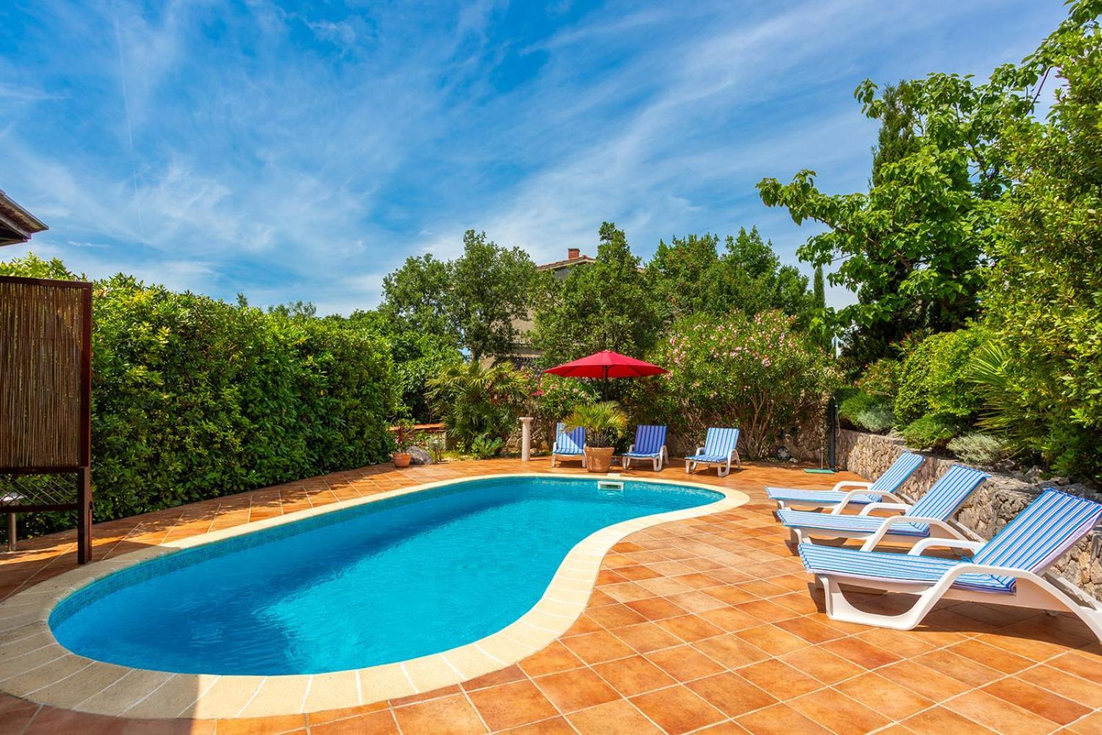 Apartments Villa Temer Pinezići Zewnętrze zdjęcie