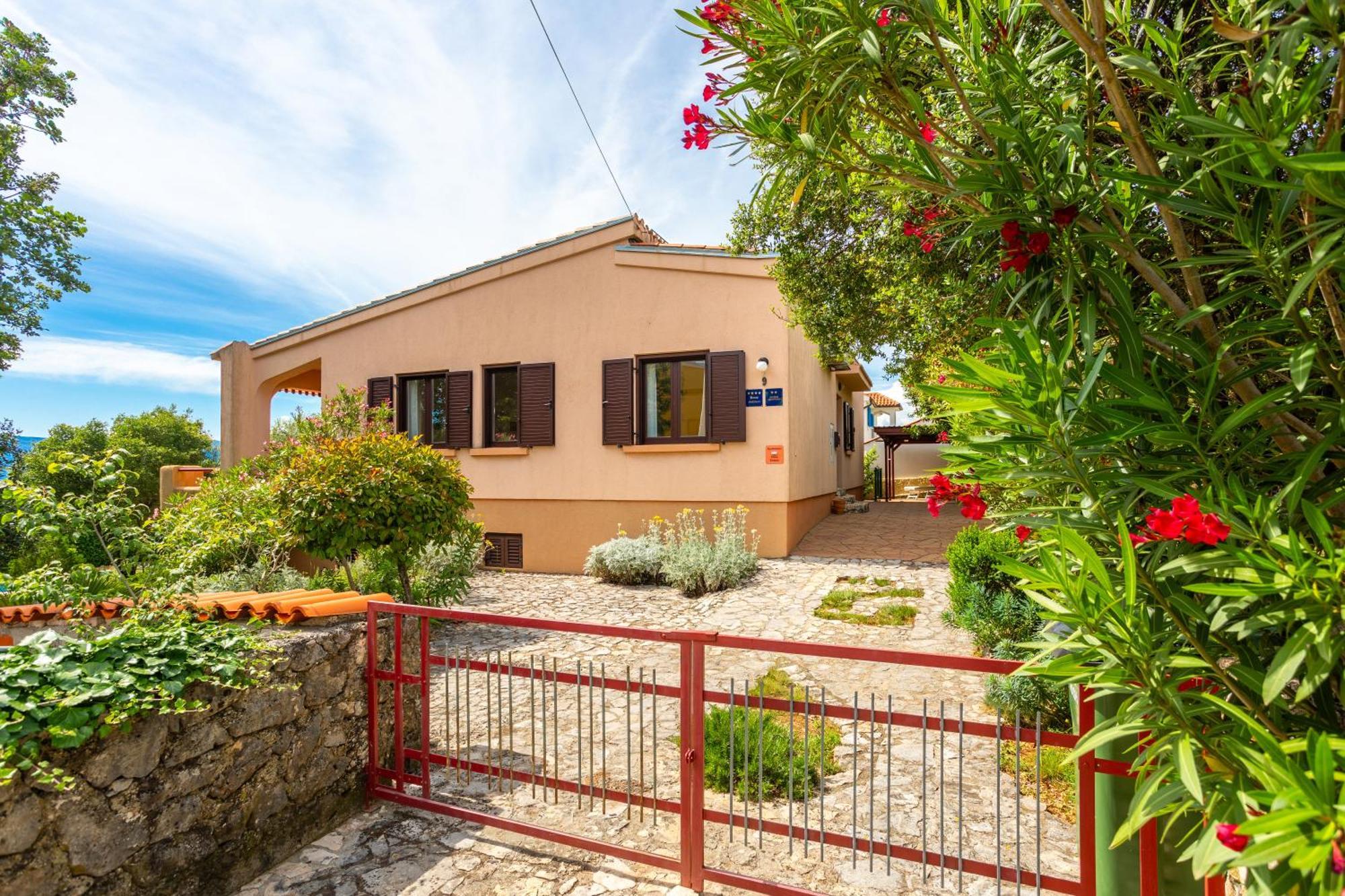 Apartments Villa Temer Pinezići Zewnętrze zdjęcie